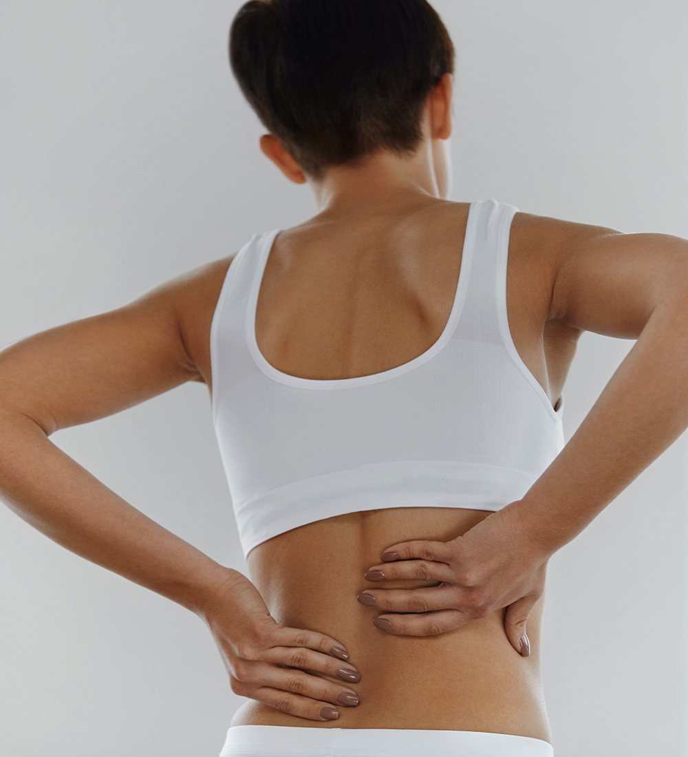 Ont i ryggen? 4 tips på hur du lindrar ryggvärk