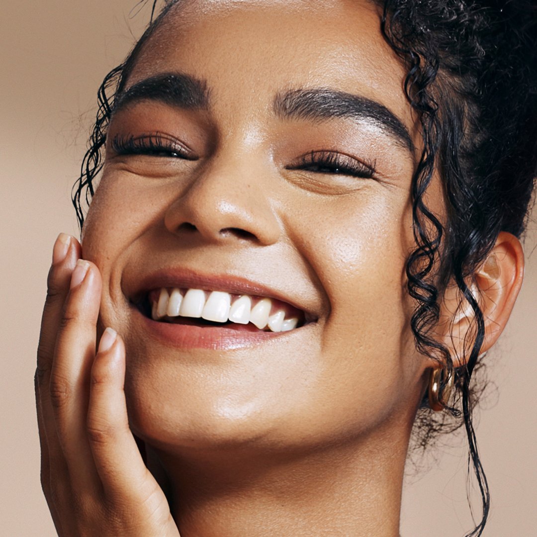 Dags för en glow up? Hudvård och smink för strålande hud