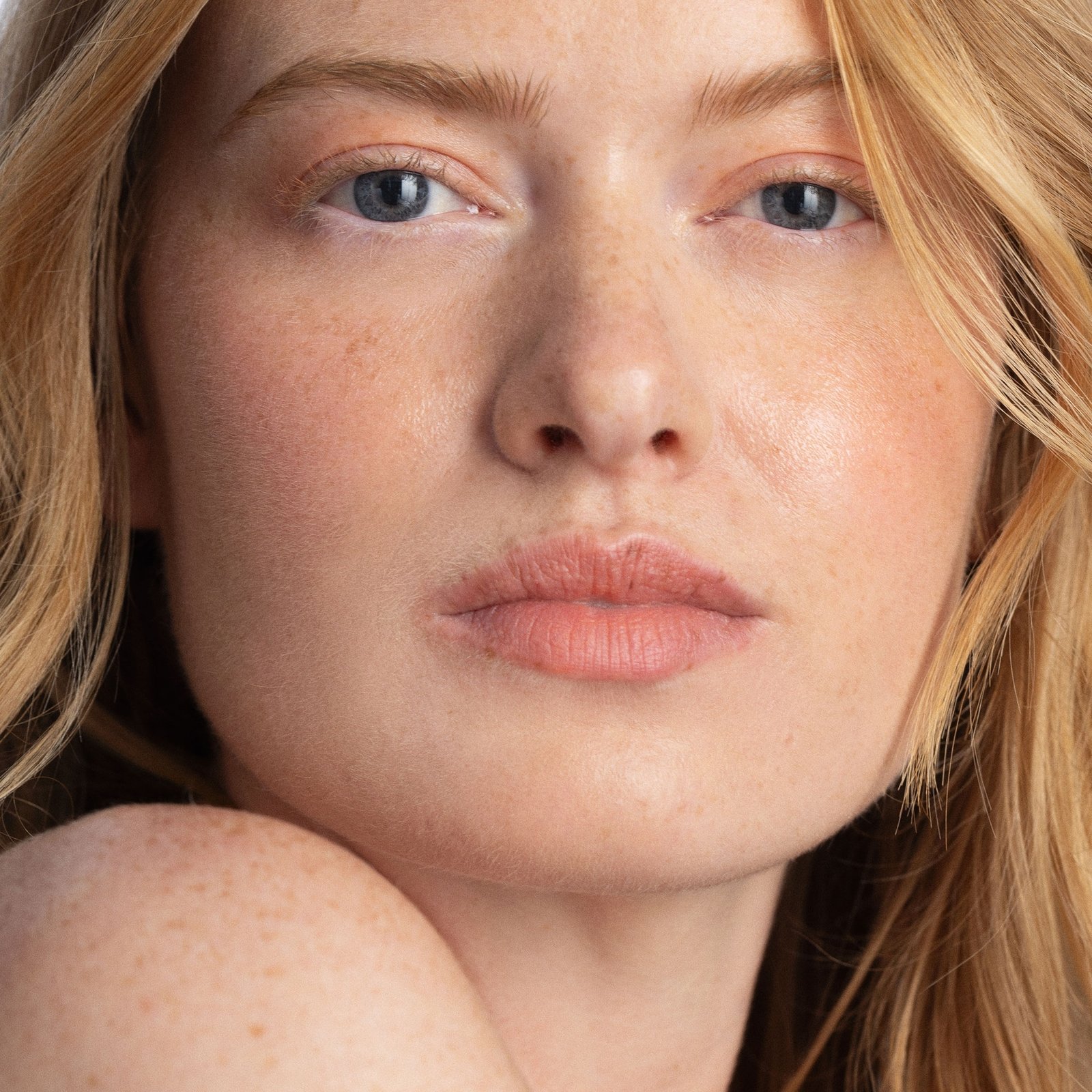 CLE Melting Lip Powder Nude Blush 2 g