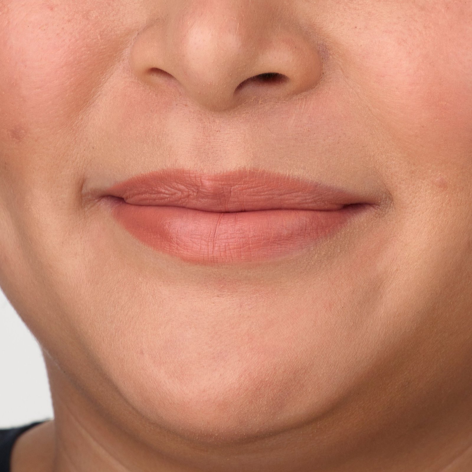 IsaDora Perfect Moisture Lipstick 224 Cream Nude 4g