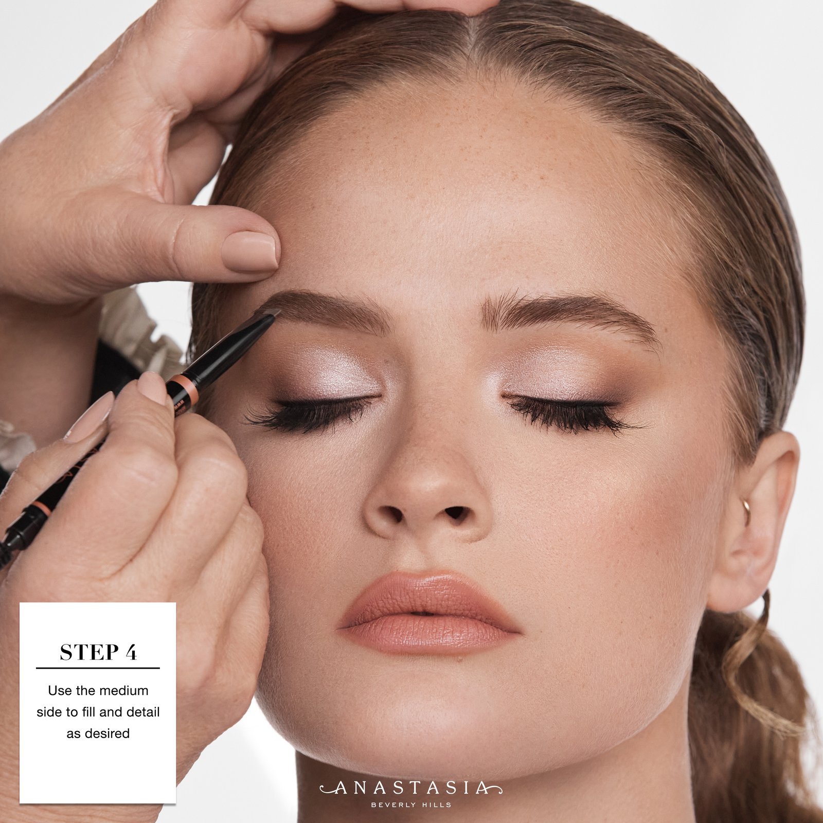 Anastasia Beverly Hills Brow Definer Soft Brown 1 st