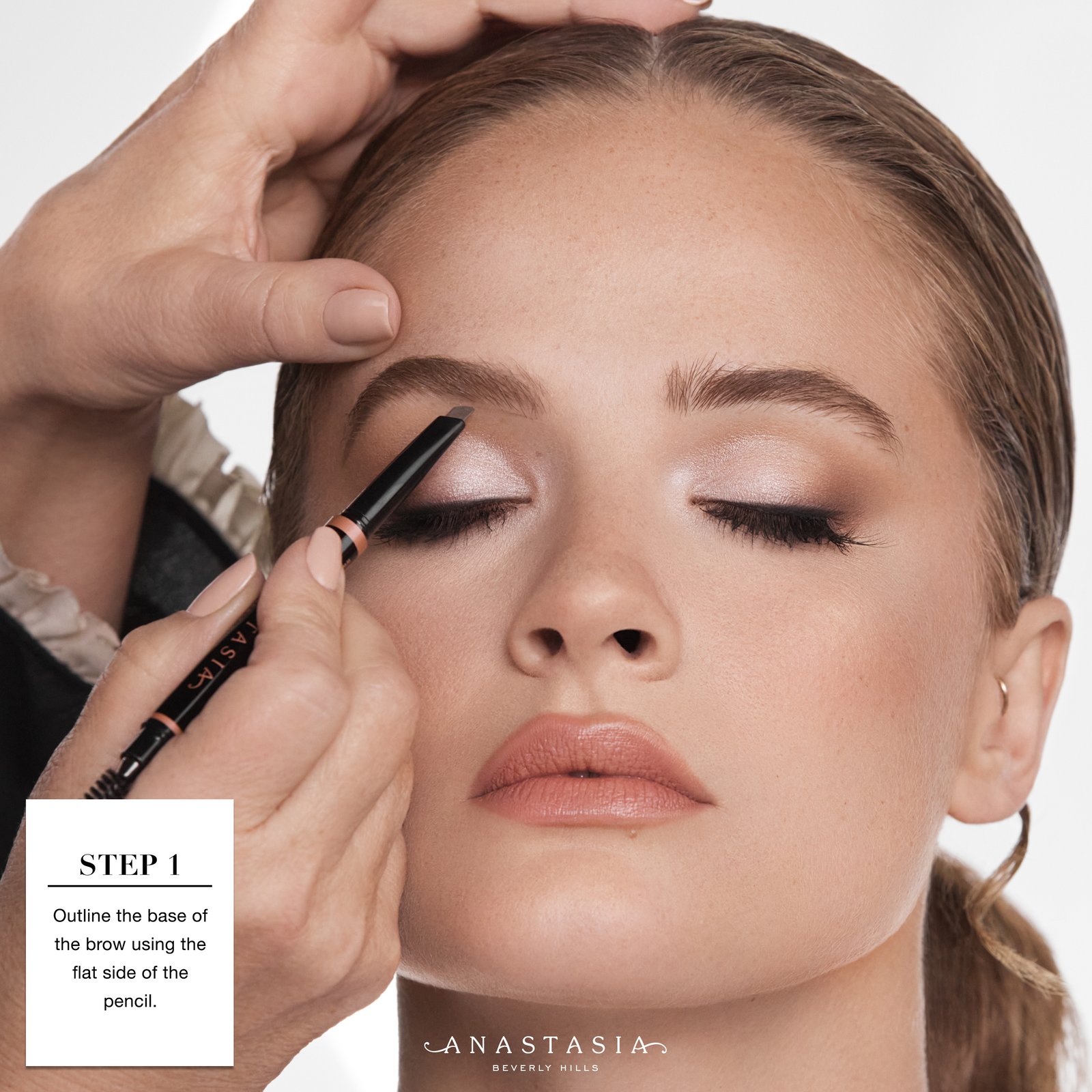 Anastasia Beverly Hills Brow Definer Soft Brown 1 st
