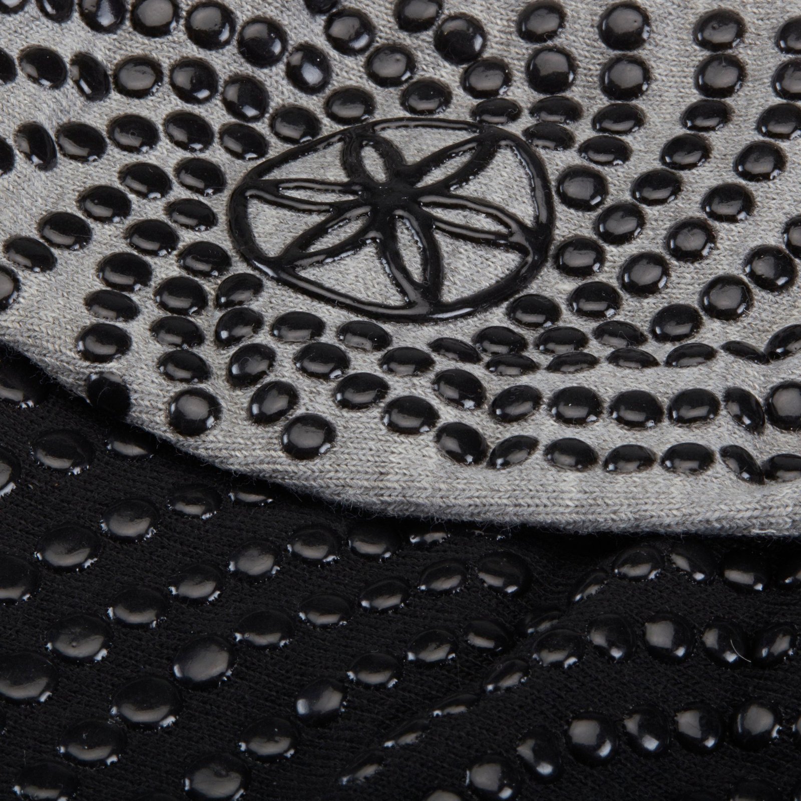 GAIAM Grippy Yoga Socks Dovetail 2 st