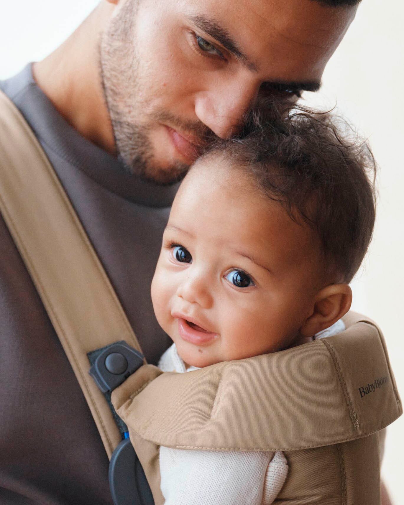 BabyBjörn Bärsele Mini Vävd Beige