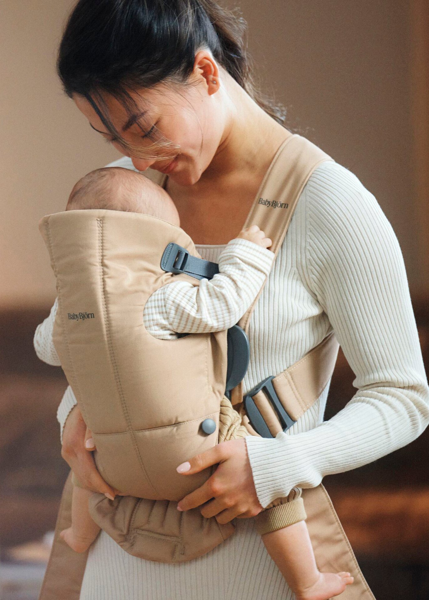 BabyBjörn Bärsele Mini Vävd Beige