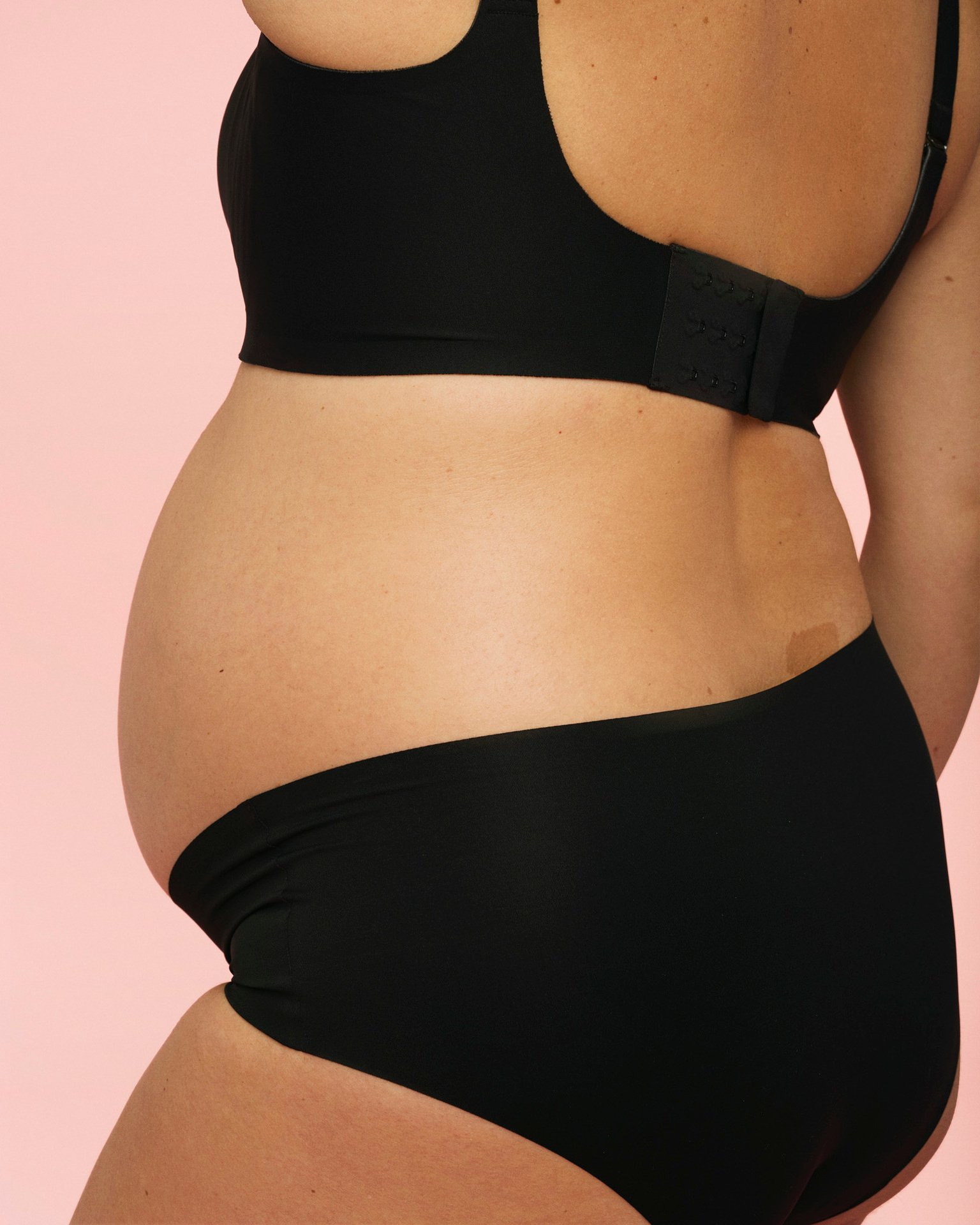 momkind Sömlösa Gravidtrosor L 2-pack