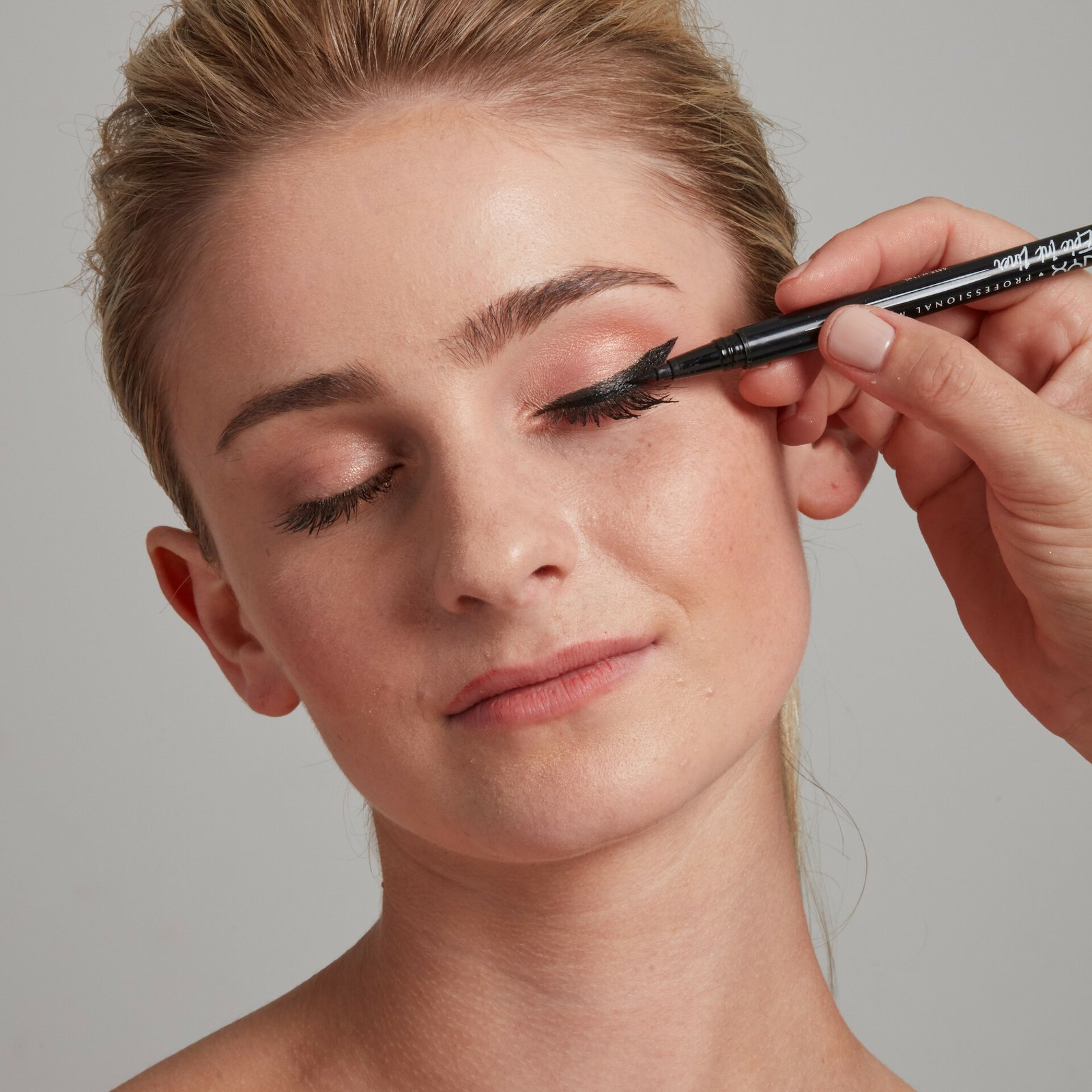 NYX Professional Makeup Epic Ink Liner 1 Black 1 ml