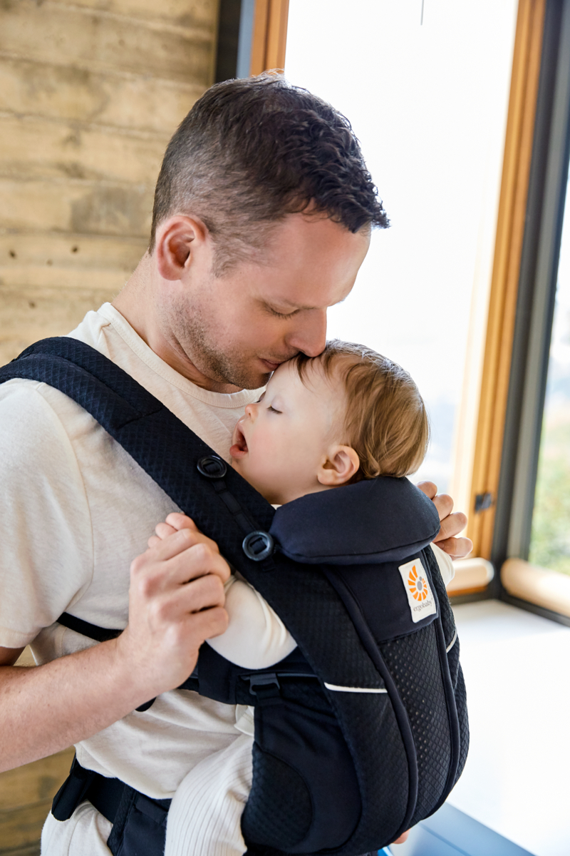 Ergobaby Omni Breeze Onyx Black 1 st