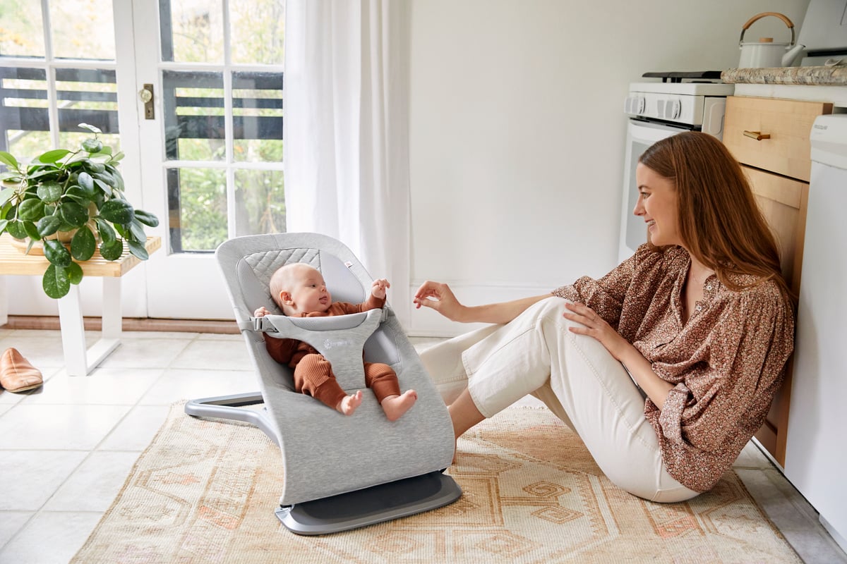 Ergobaby Evolve 3-i-1 Babysitter Ljusgrå