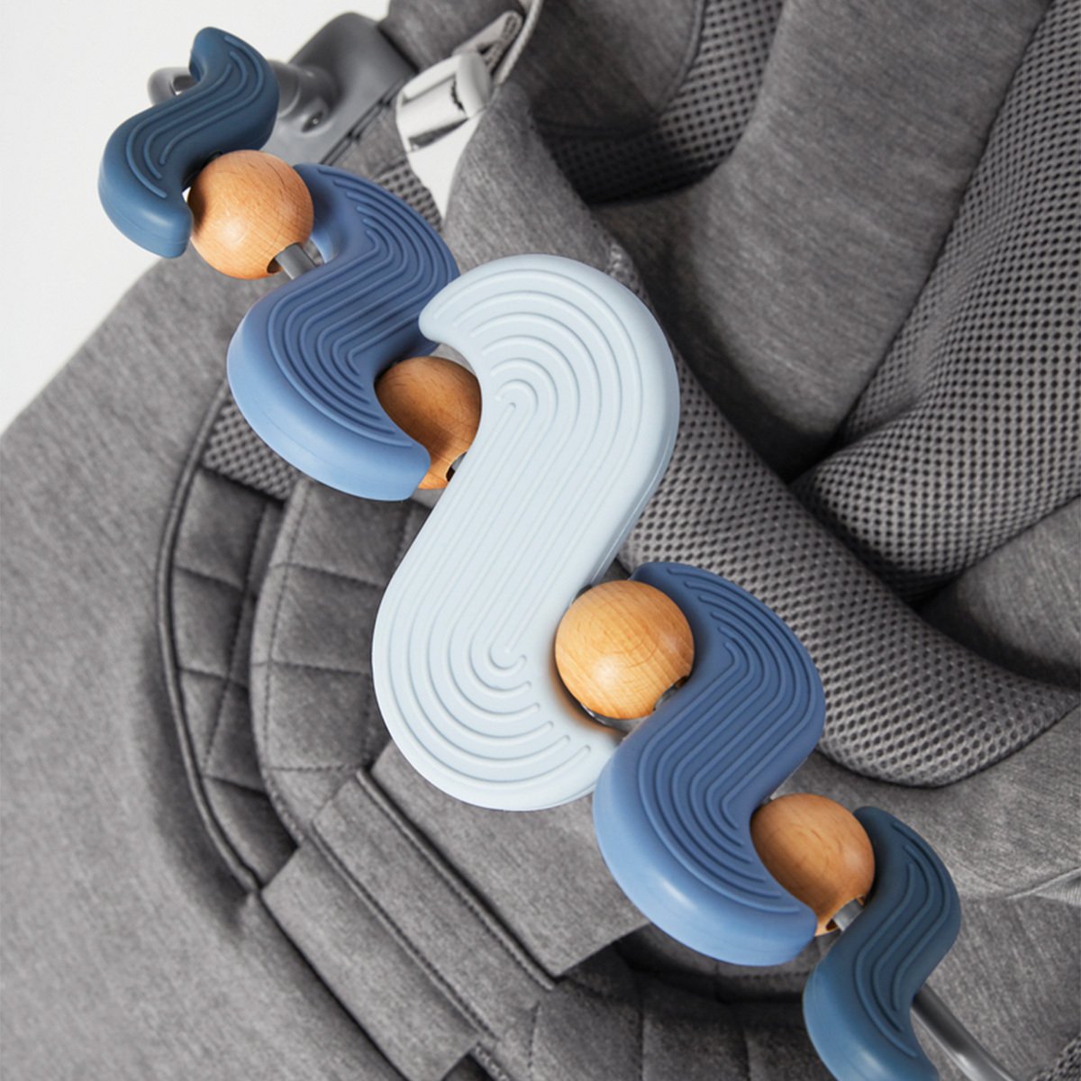 Ergobaby Evolve Lekbåge Serene Swells