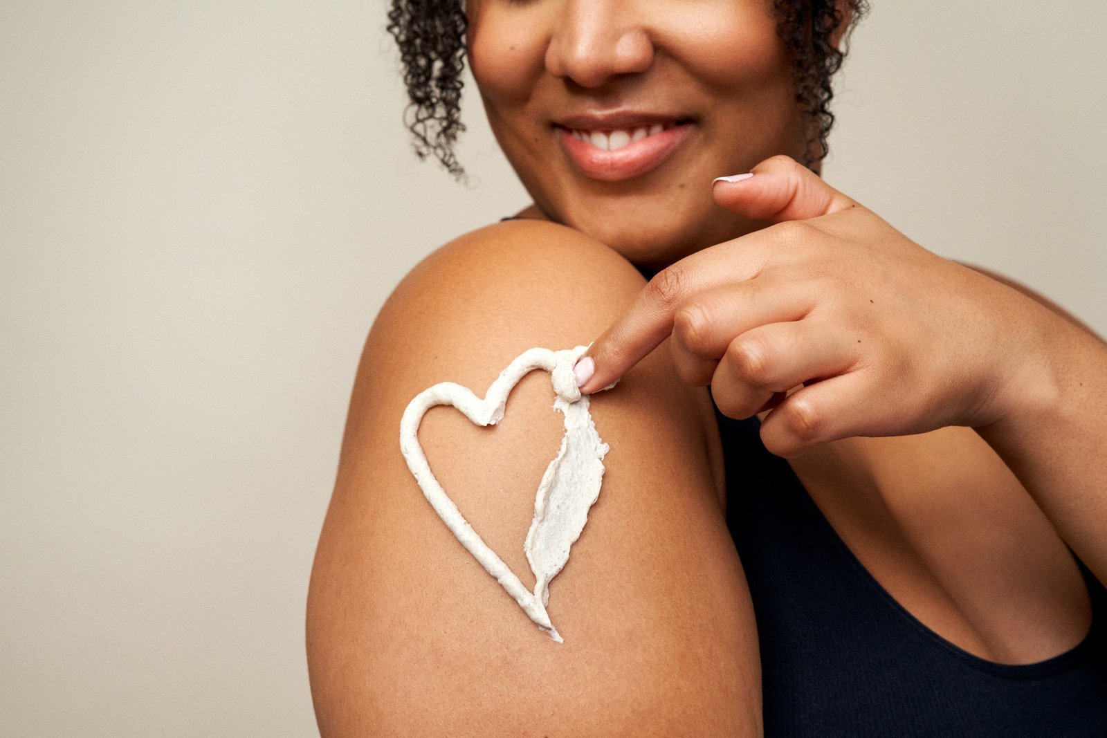 Indy Beauty Radiance Renewal Body Scrub 150ml