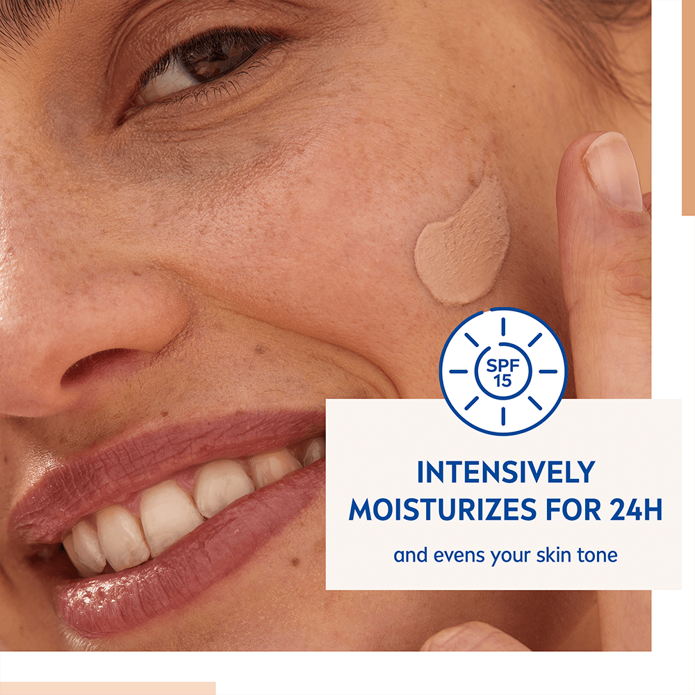 NIVEA Färgad dagkräm Tinted Day Cream Light SPF15 50 ml