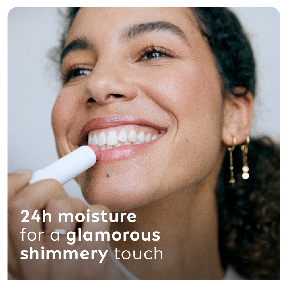 Labello Pearly Shine Lip Balm 4,8 g