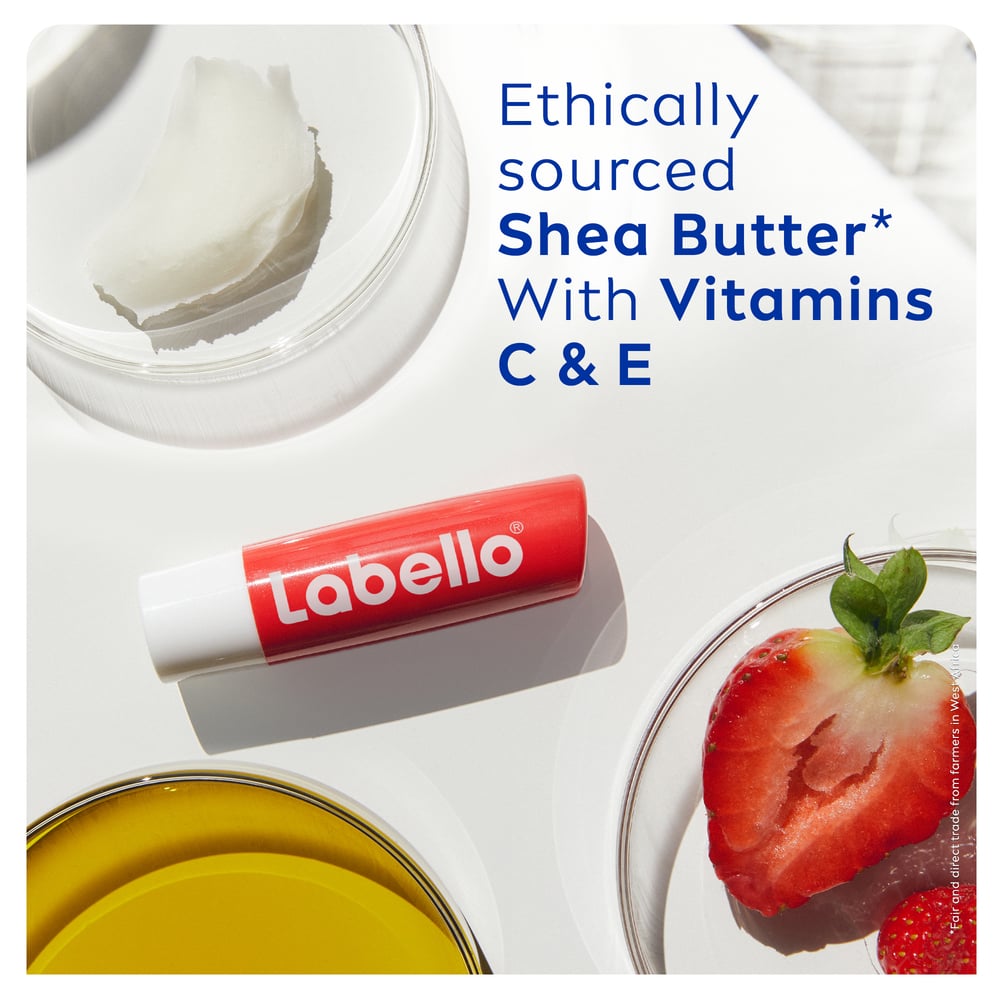 Labello Läppbalsam Strawberry Shine Lip Balm 4,8 g