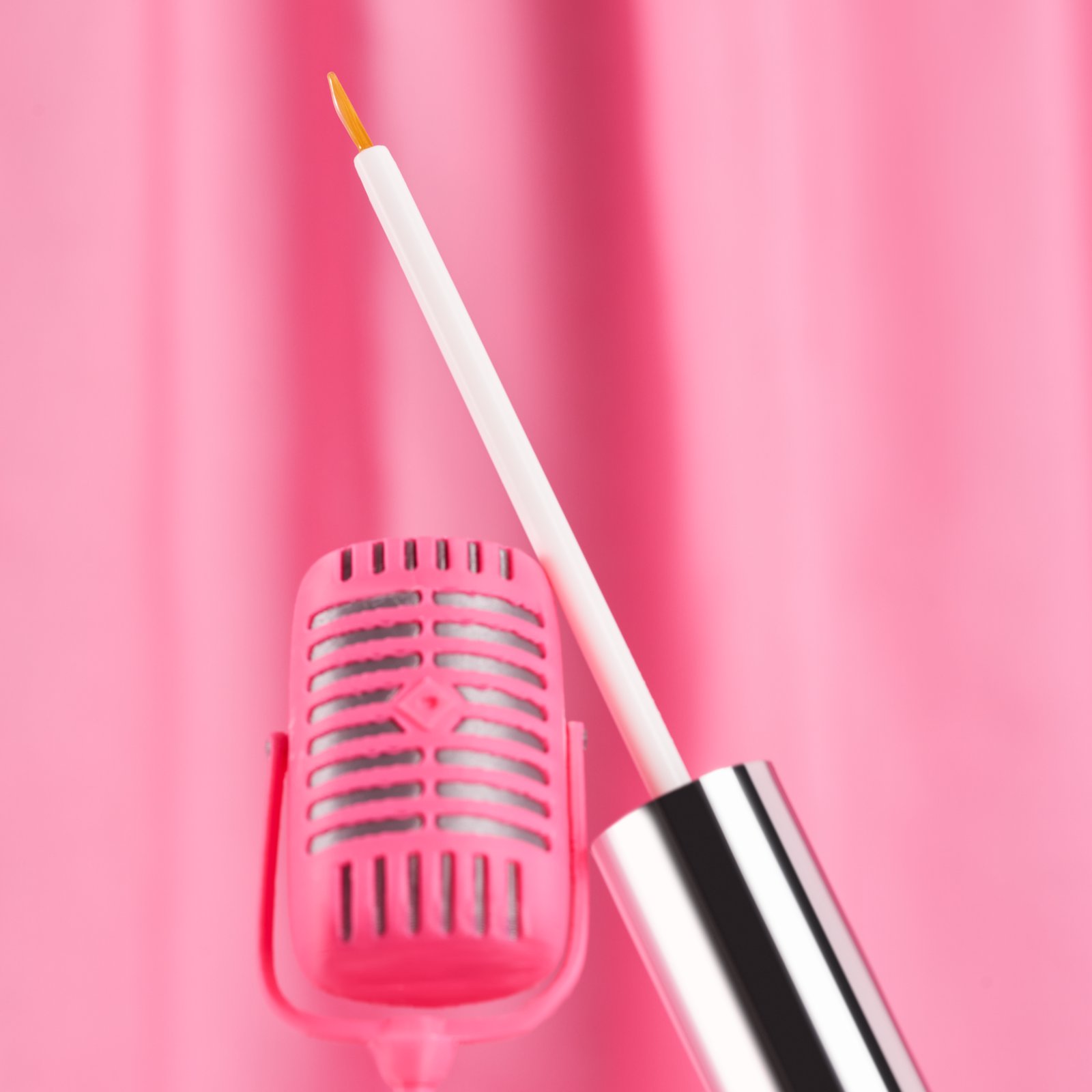 essence What The Length! Lash Growth Serum 4 ml