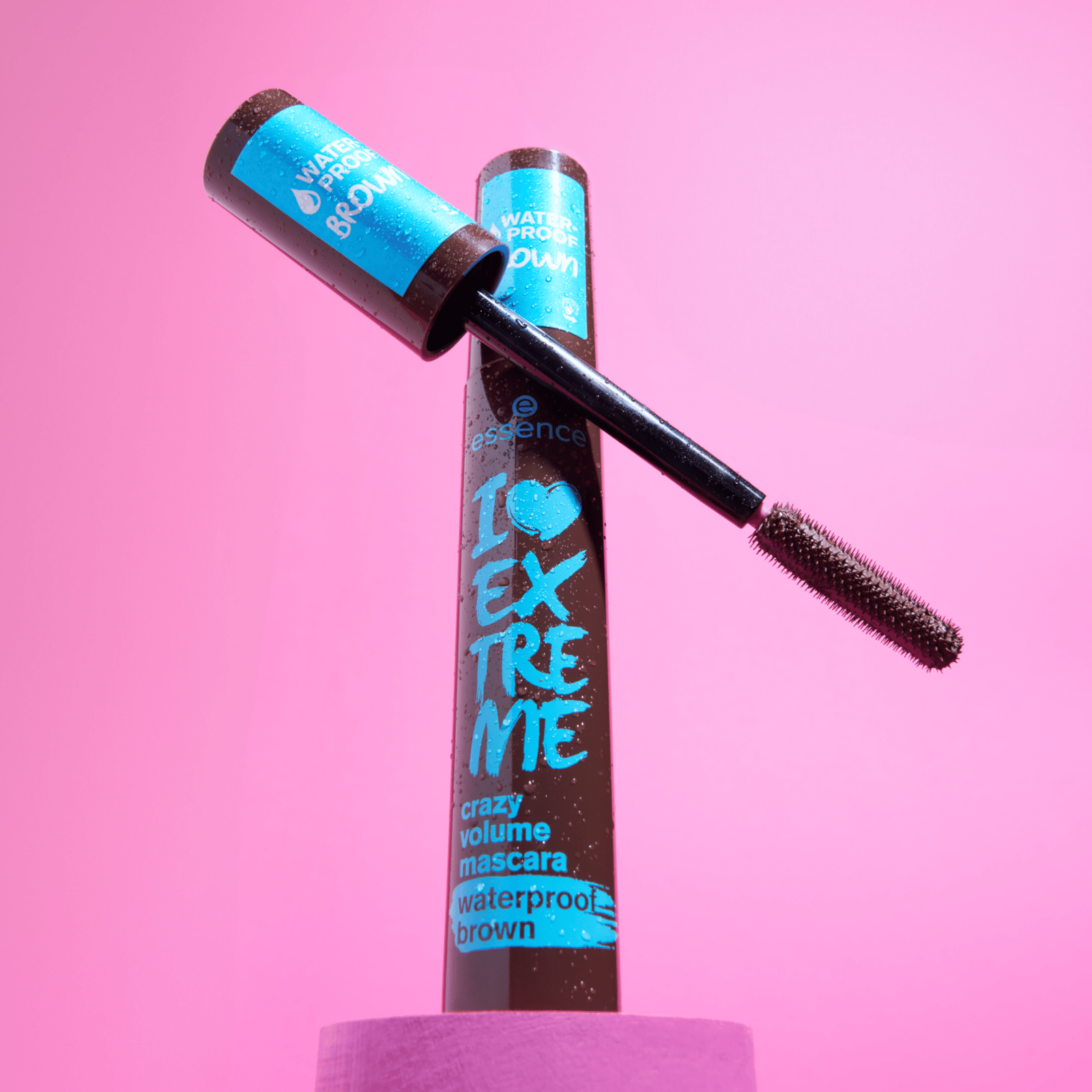 essence I LOVE EXTREME Crazy Volume Mascara Waterproof Brown 01