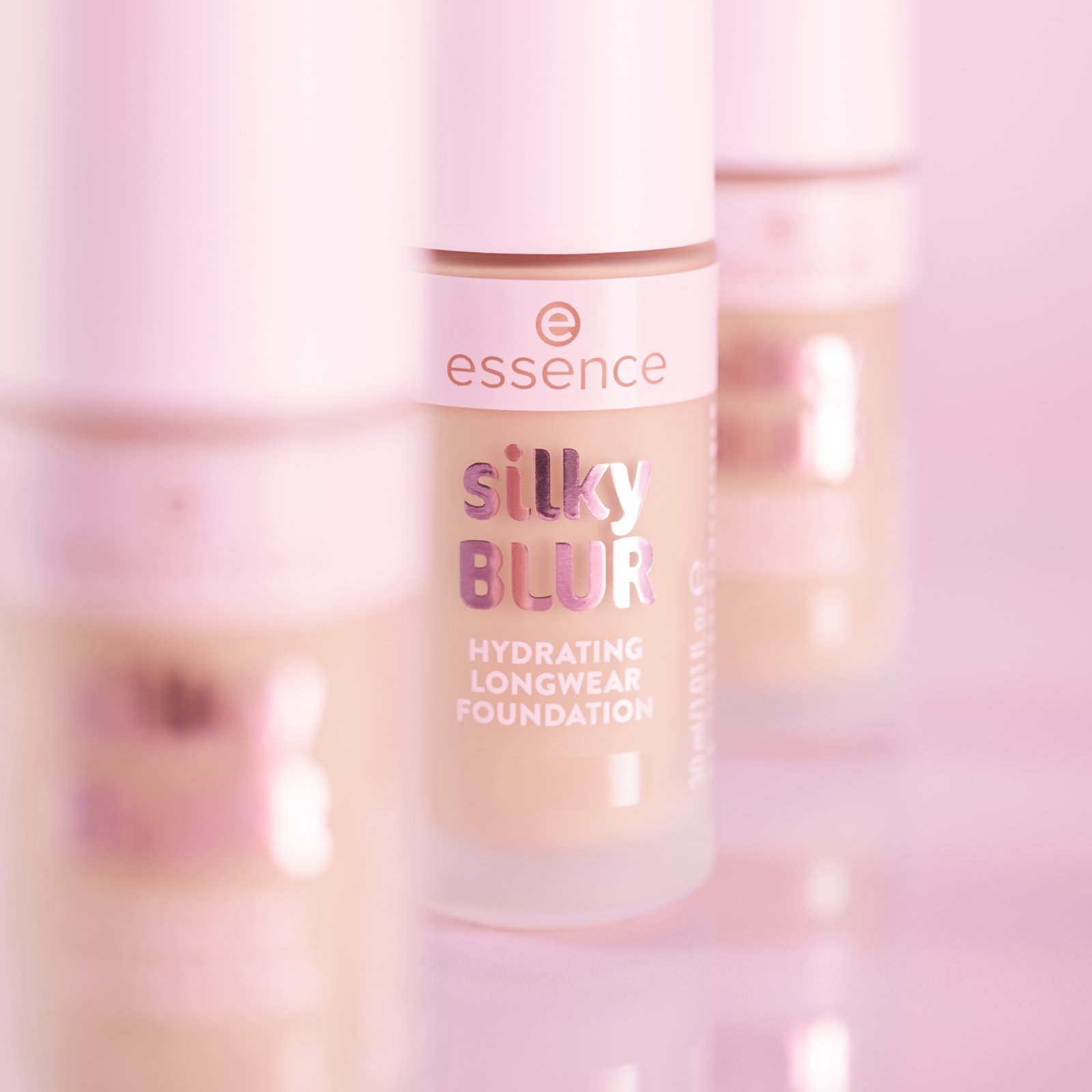 essence Silky Blur Hydrating Longwear Foundation 170 30 ml