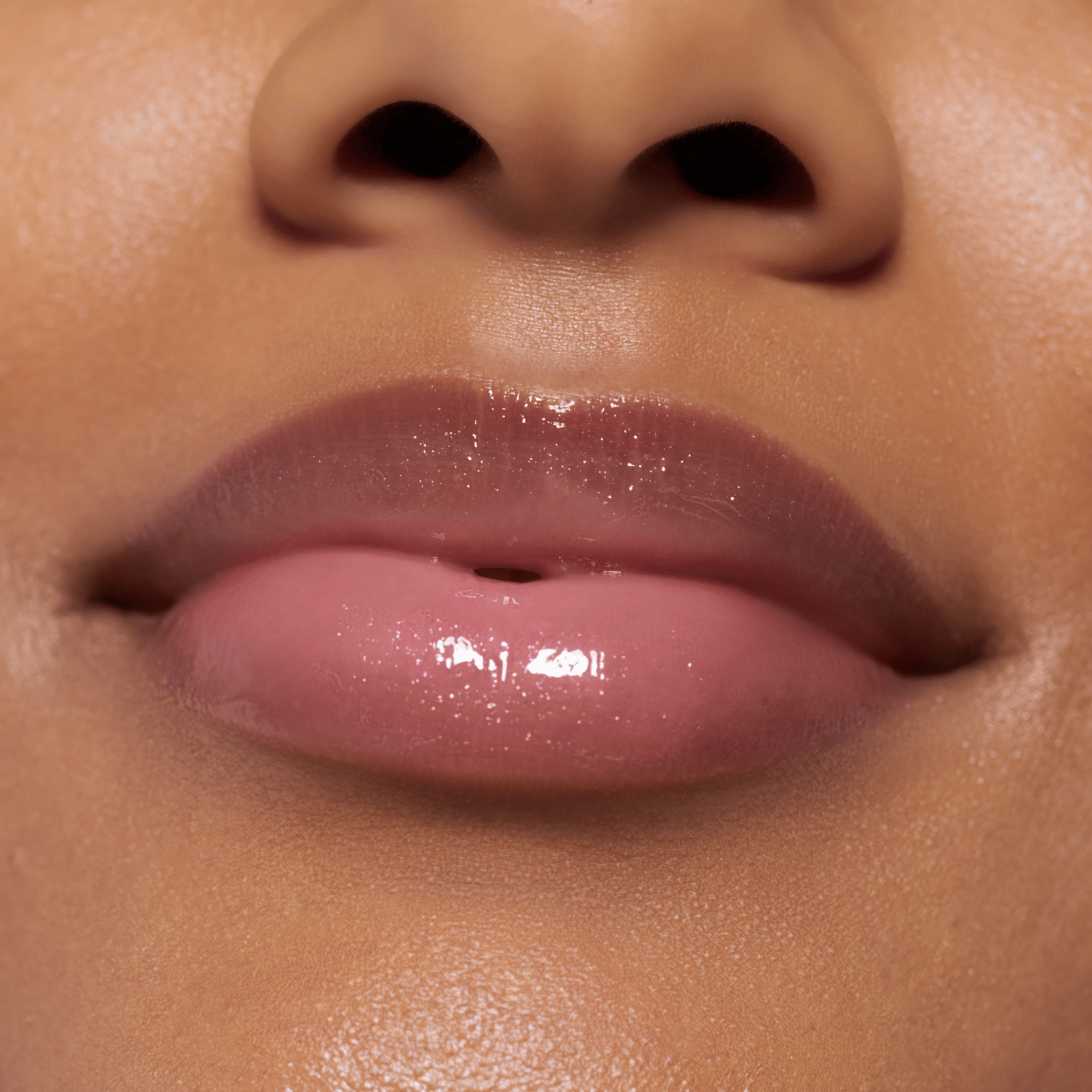 essence GlowCerin Glycerin Lip Treatment 01