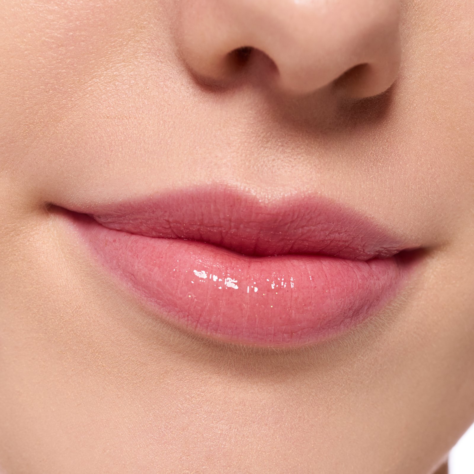 essence Juicy Bomb Shiny Lipgloss 109