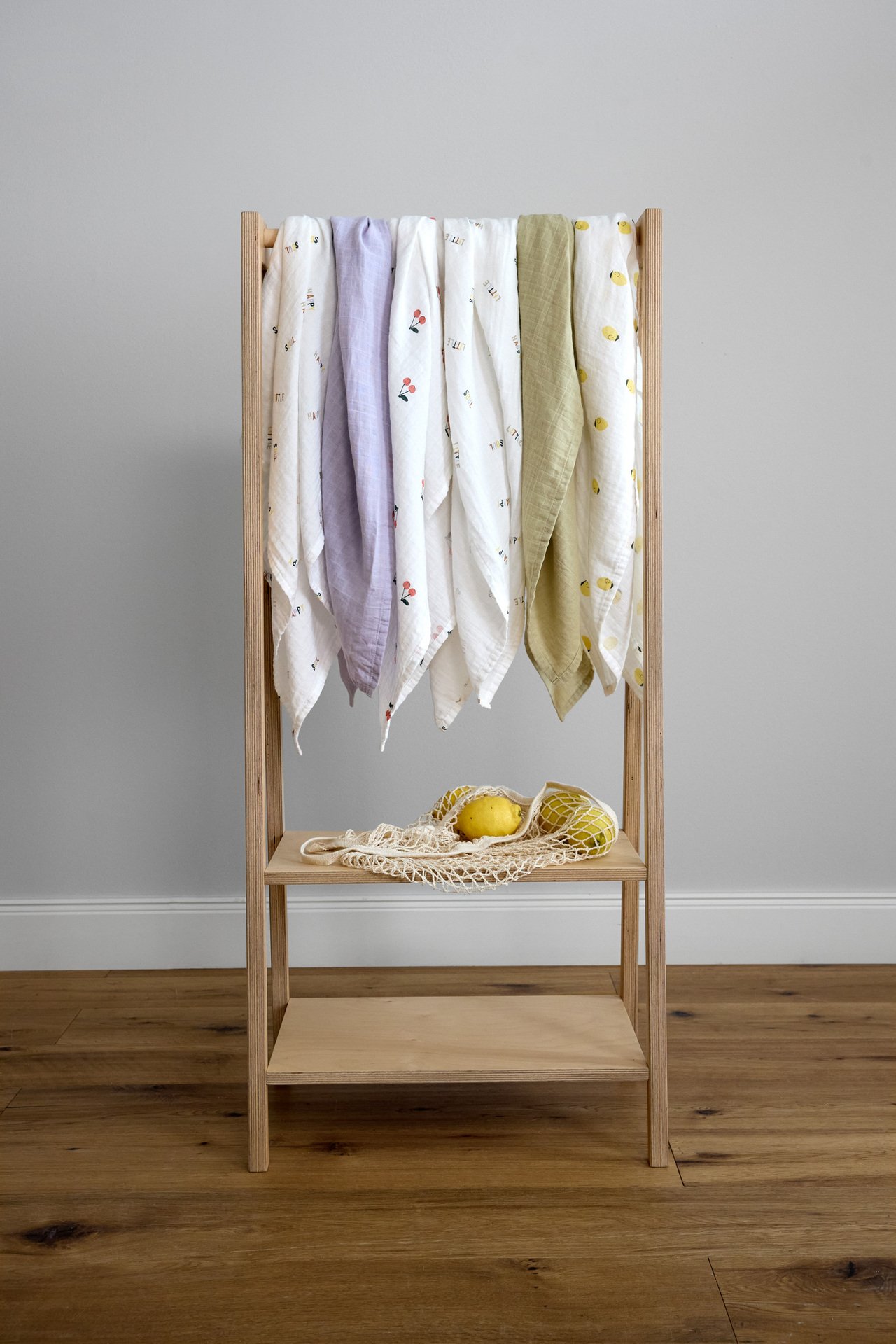 Lässig Muslinfilt och dregellapp L Happy Fruits Cherry