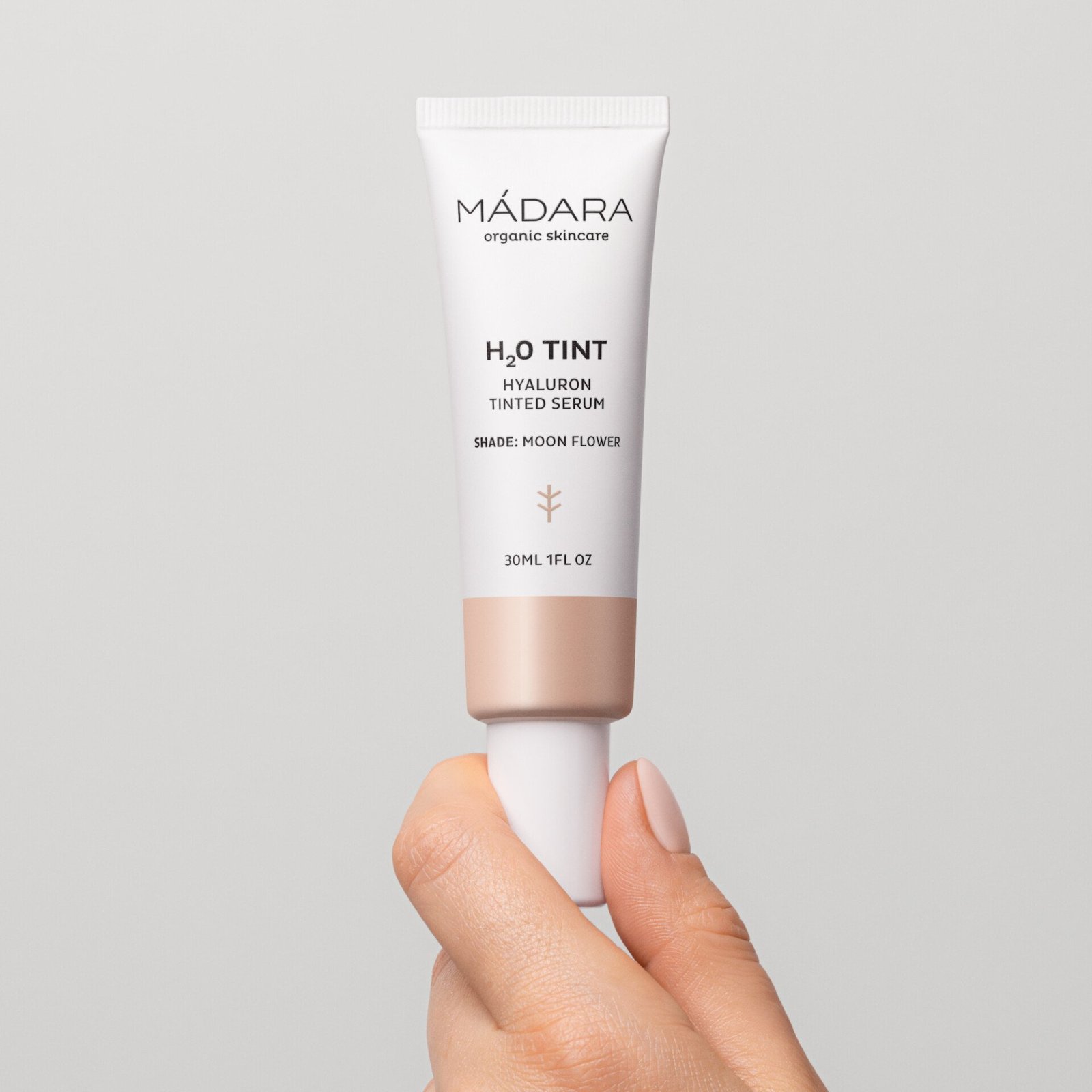 Mádara H2O Tint Hyaluron Tinted Serum 2 Moon Flower 30 ml