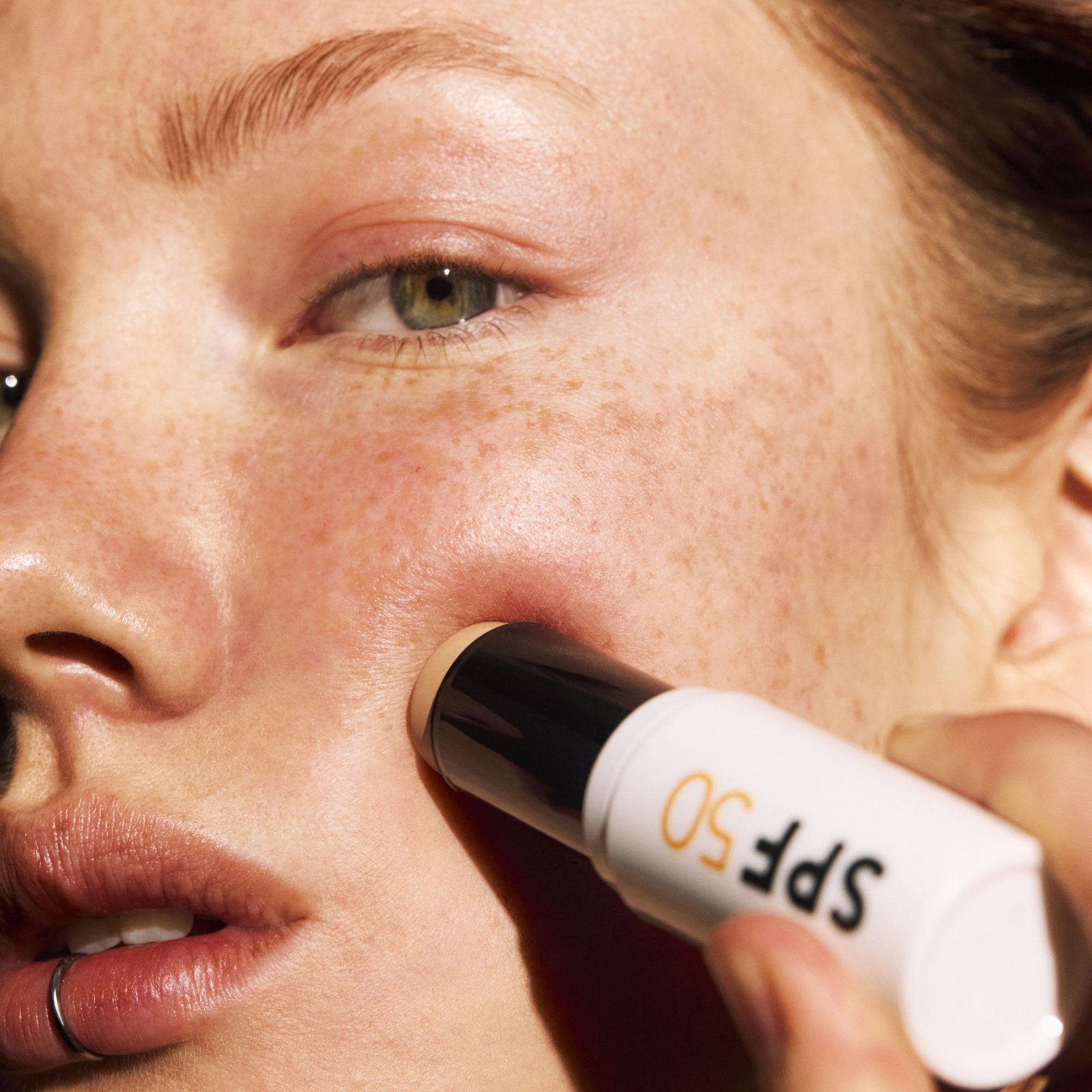 Mádara Mineral SPF50 Sunscreen Stick 12 g