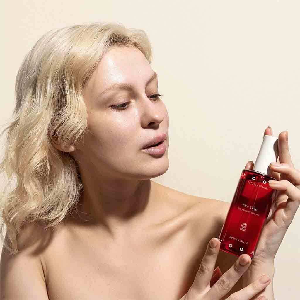 Uoga Uoga Plot Twist Hydrophilic Oil Cleanser 100 ml