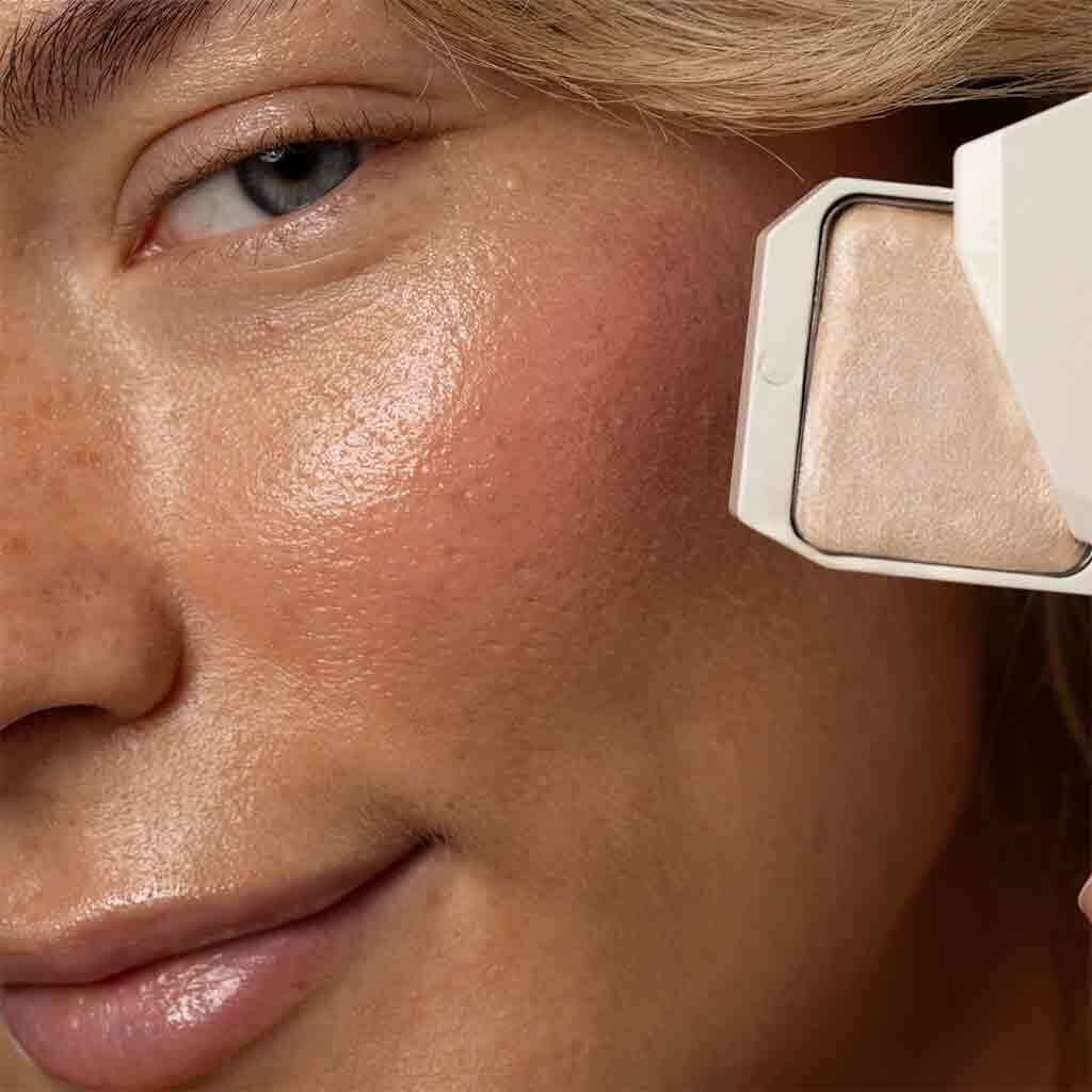 Uoga Uoga Cream Highlighter Luminous 4 g