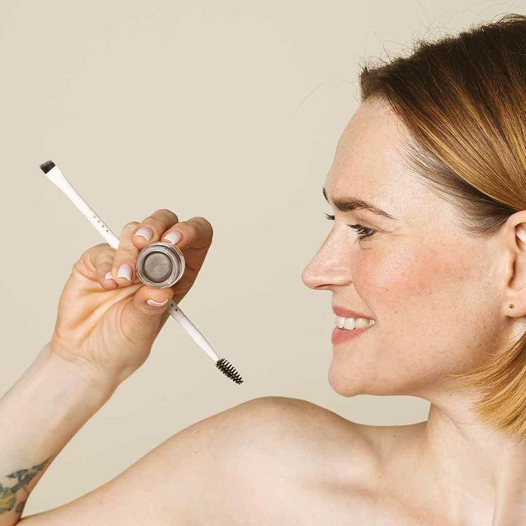 Uoga Uoga Eyebrow Pomade  Taupe 2,5ml
