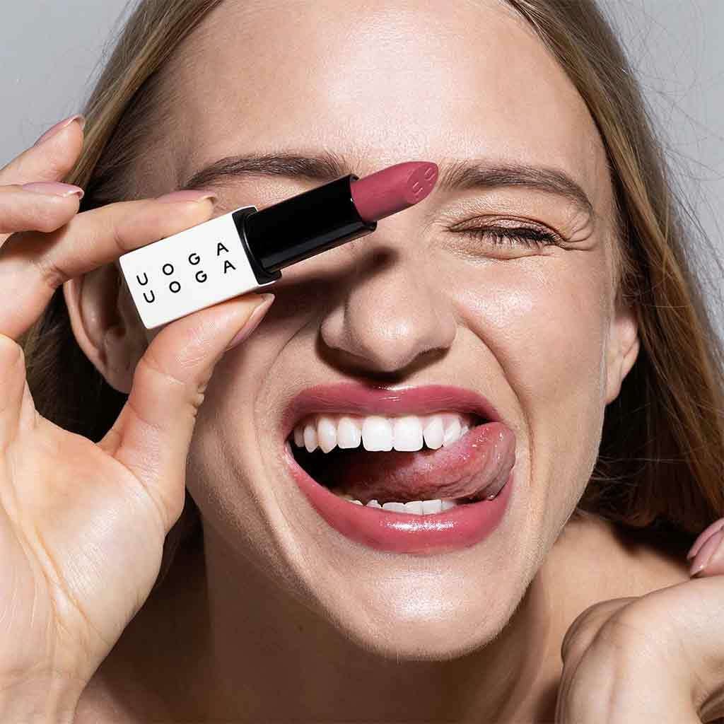 Uoga Uoga Nourishing Sheer Natural Lipstick, Candyberry 4 g