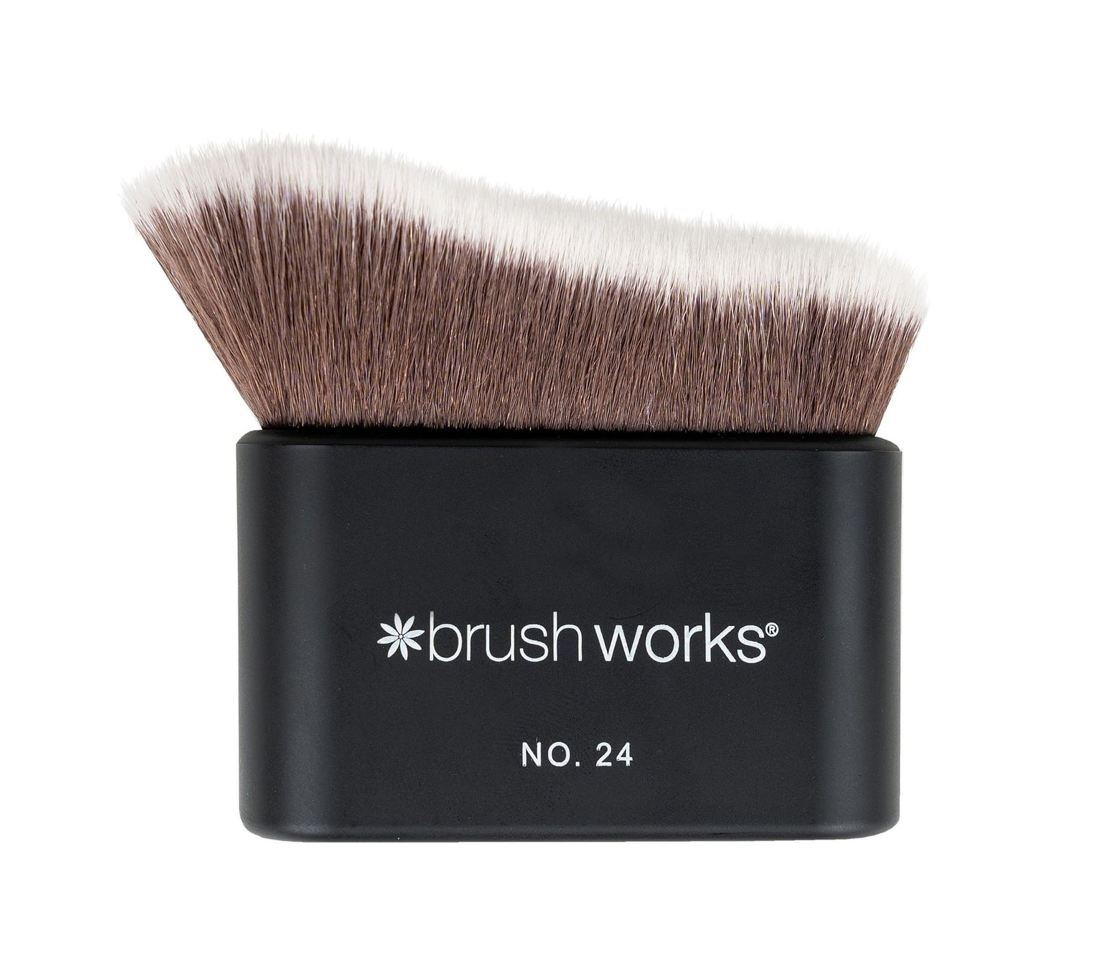 Brushworks No. 24 Blending Face & Body Brush