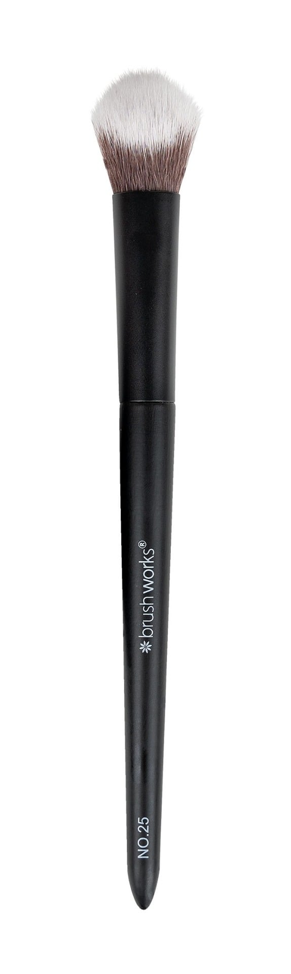 Brushworks No. 25 Brightening Concealer Brush