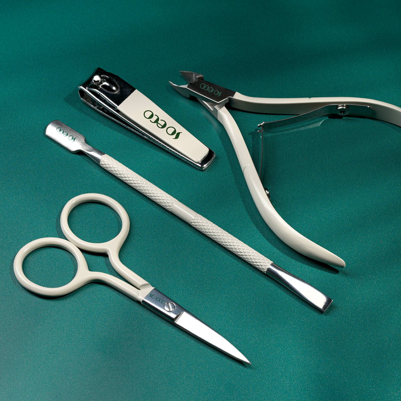 So Eco Complete Manicure Set