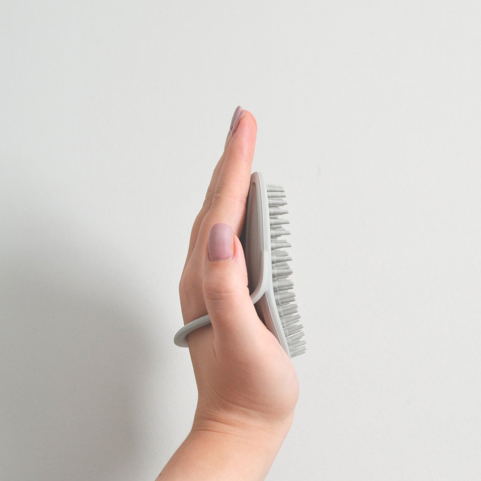 shnuggle Baby Bath Brush Grey 1 st