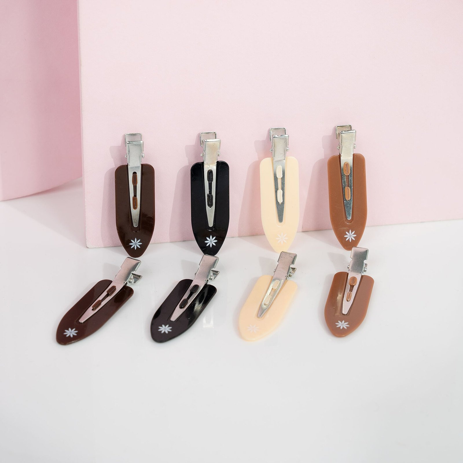 Brushworks Nude No Crease Hair Clips 8 st