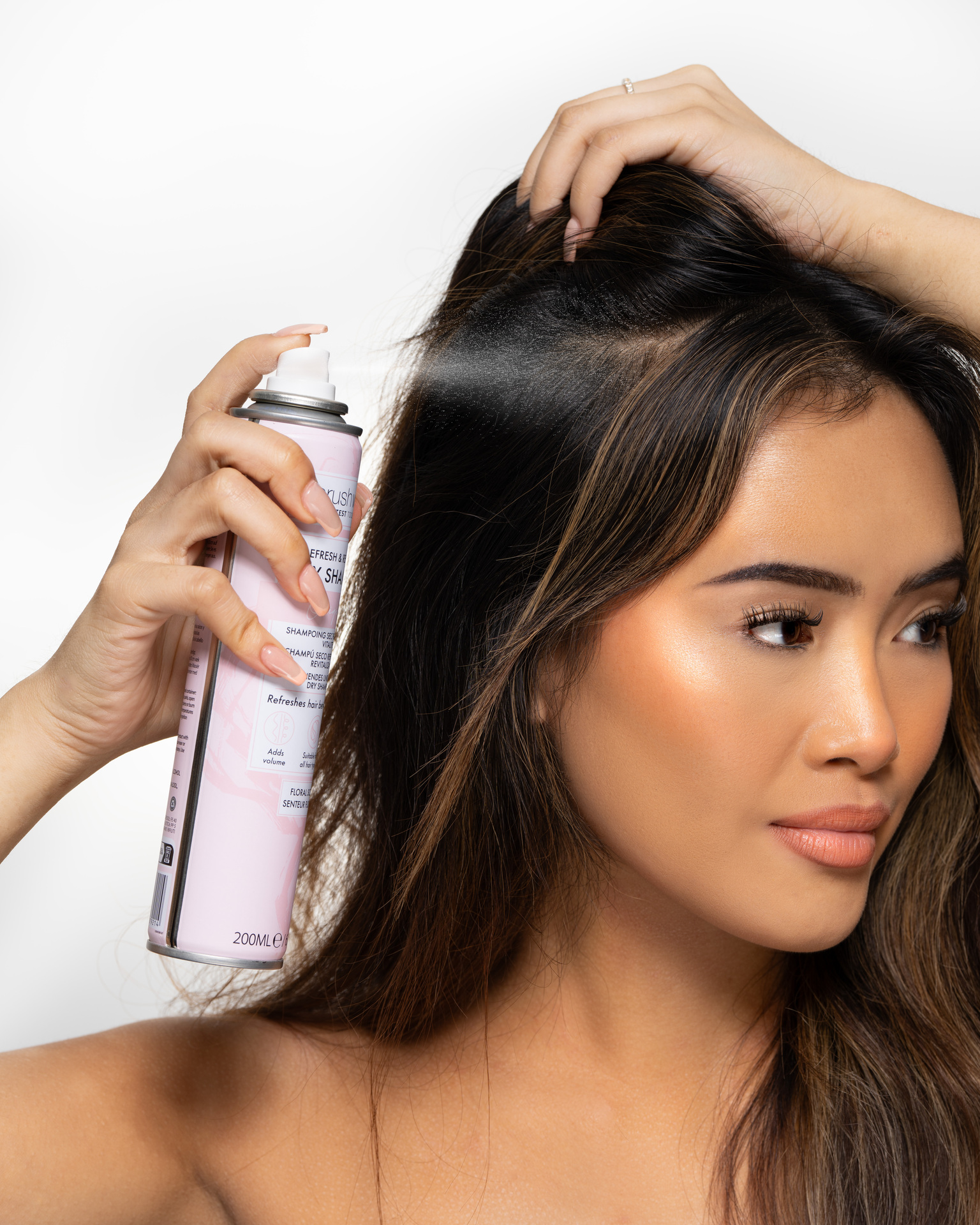 Brushworks Refresh & Revitalise Floral Dry Shampoo  200 ml