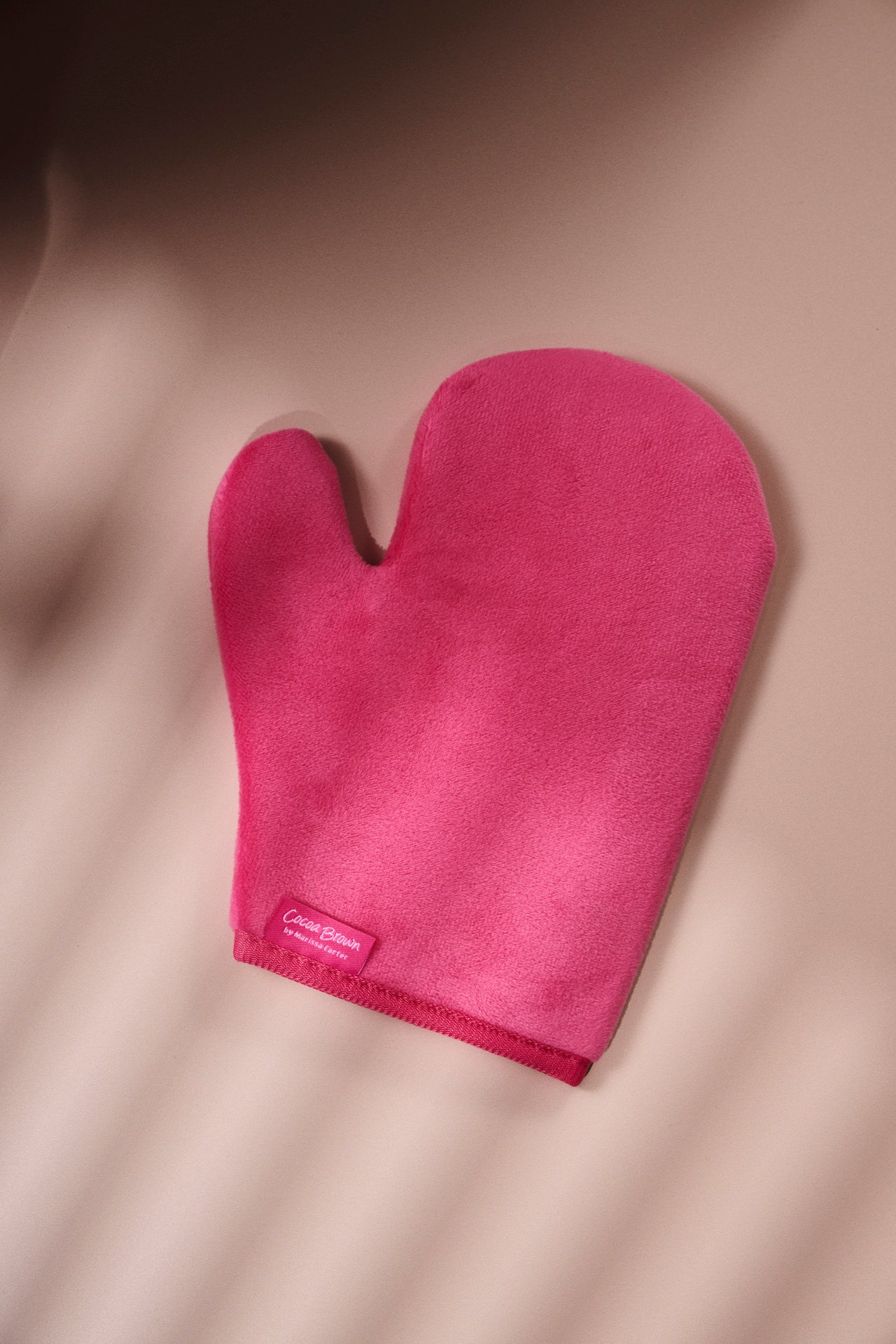 Cocoa Brown Velvet Thumb Tanning Mitt 1 st