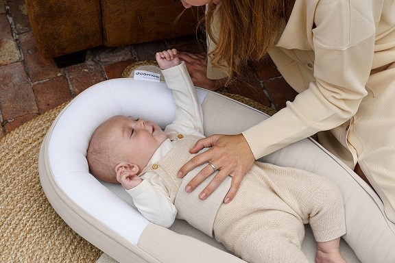 Doomoo Babybädd Quilt Sand