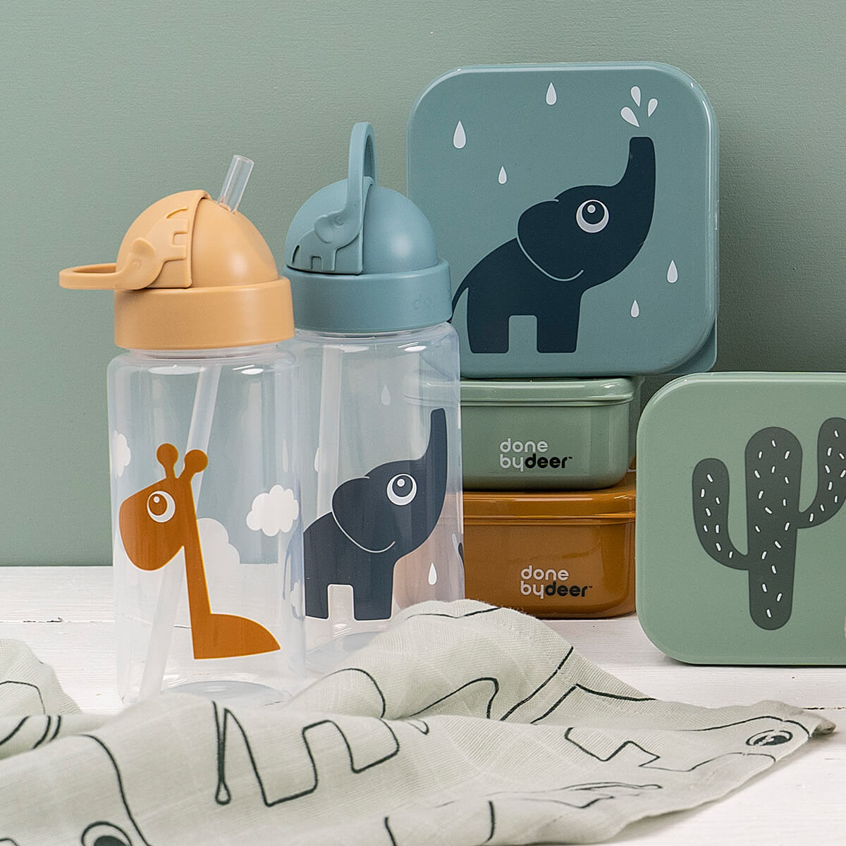 Done by Deer Flaska & Sugrör Elphee Blå 350 ml