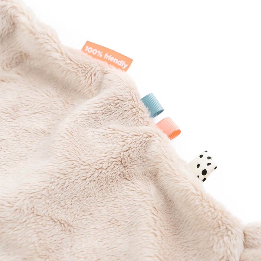 Done by Deer Snuttefilt Lalee Sand 1 st