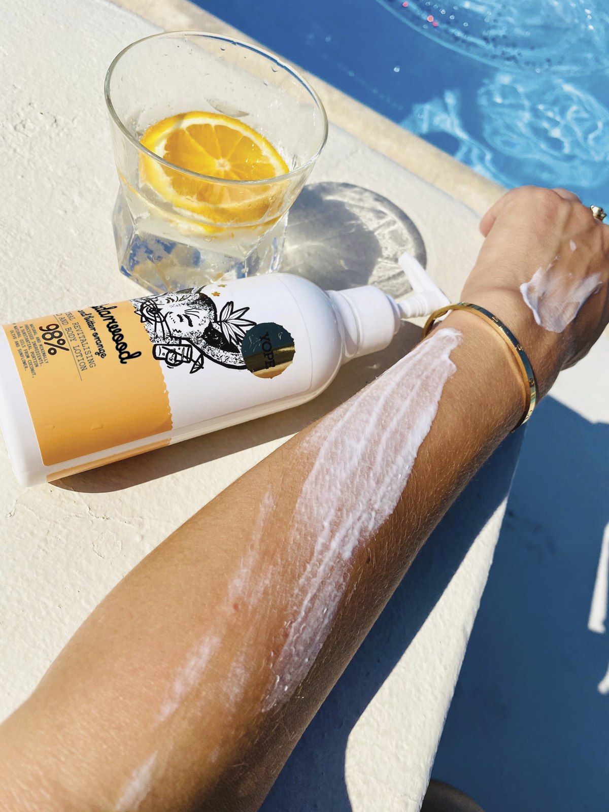 YOPE Hand & Body Lotion Cedarwood & Bitter Orange 300 ml