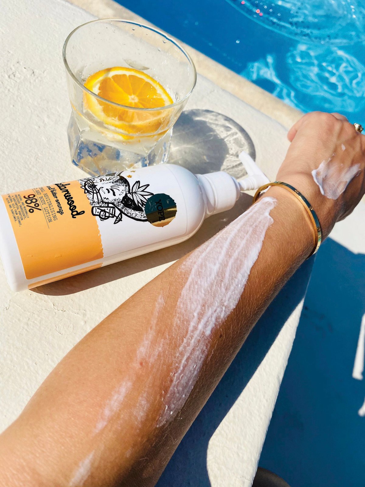 YOPE Hand & Body Lotion Cedarwood & Bitter Orange 300 ml