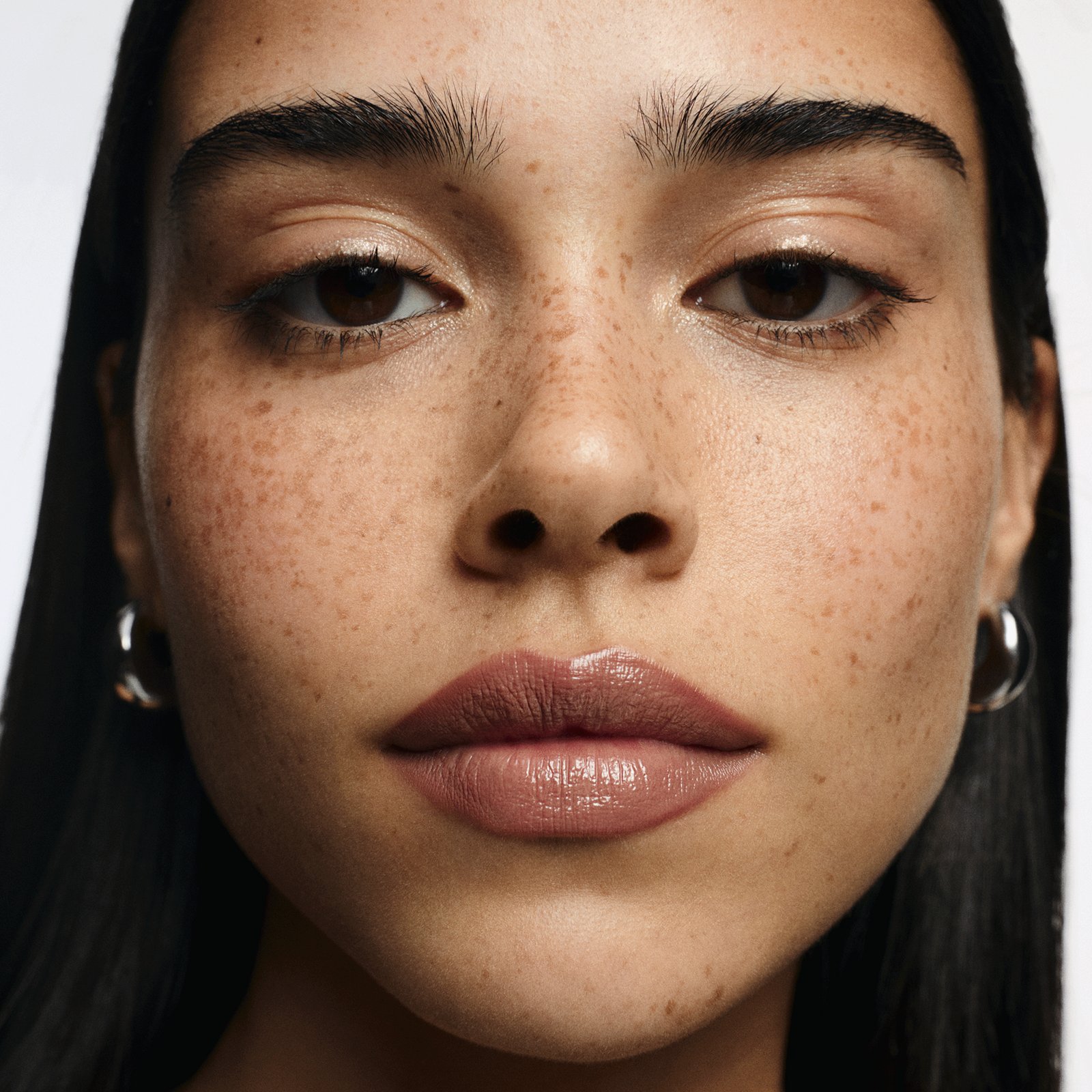 INGLOT Glazed Lips Liquid Lipstick SPF 50+ Milk Chocolate 94