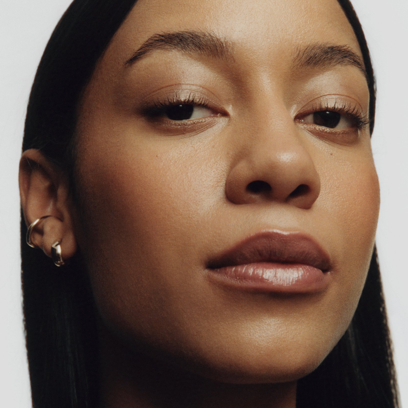 INGLOT Glazed Lips Liquid Lipstick SPF 50+ Milk Chocolate 94