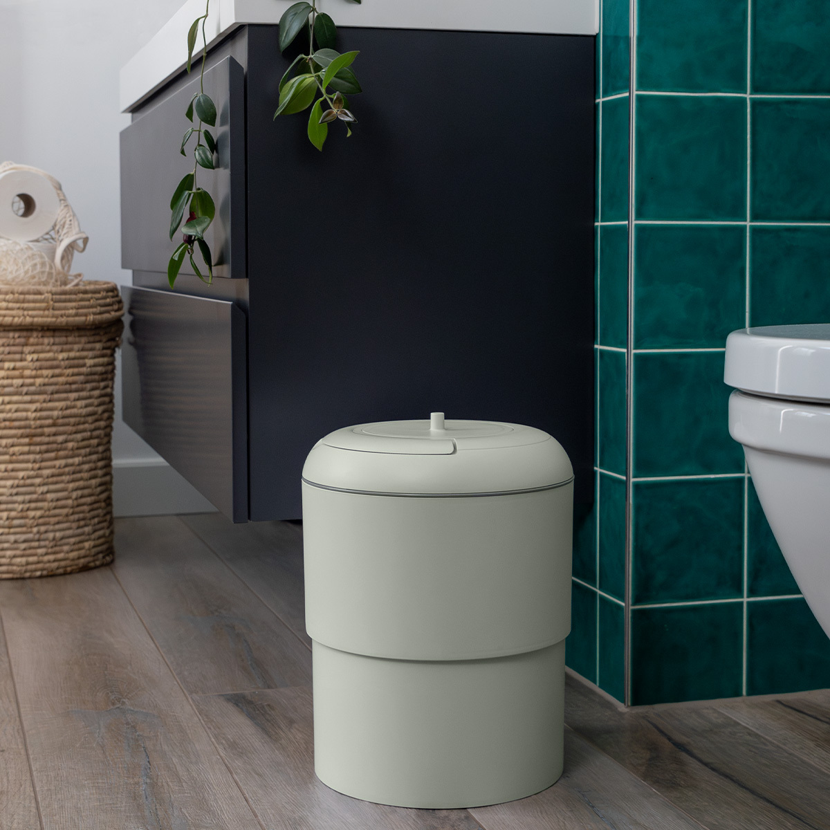 Magic Diaper Pail Heka M Lichen