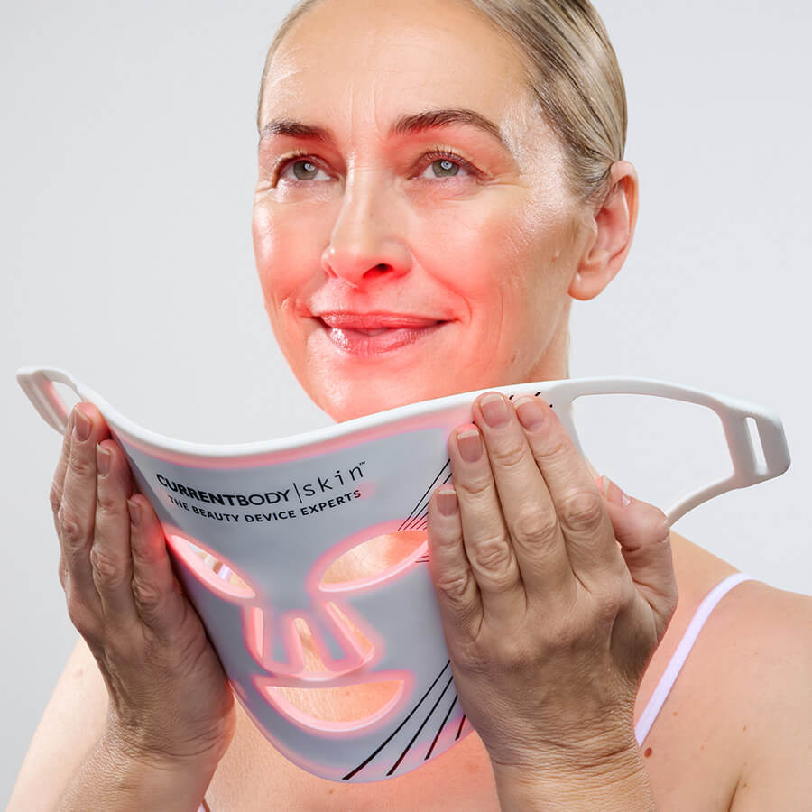 CurrentBody Skin LED Light Therapy Face Mask 1 st