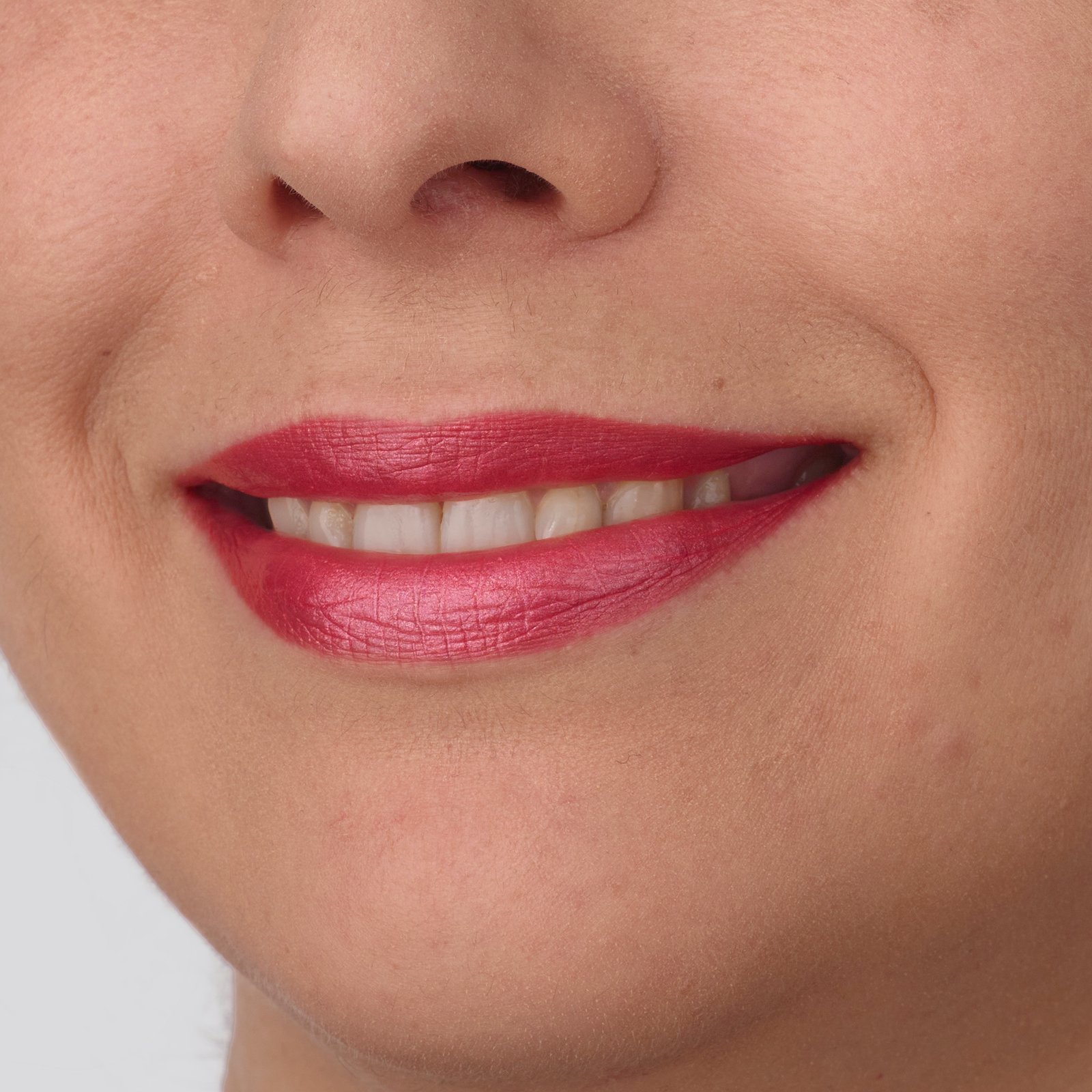 IsaDora Perfect Moisture Lipstick 078 Vivid Pink 4g