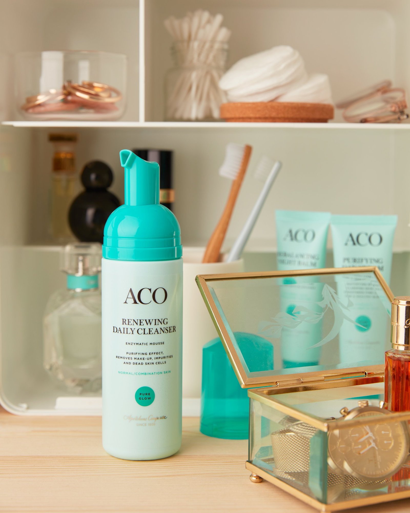 ACO Face Pure Glow Renewing Daily Cleanser Ansiktsrengöring 150 ml