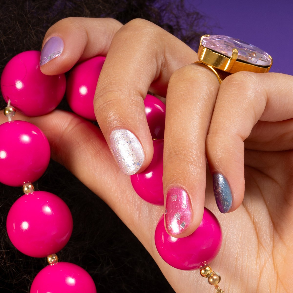 Depend Dreamland Glow 5217 DC