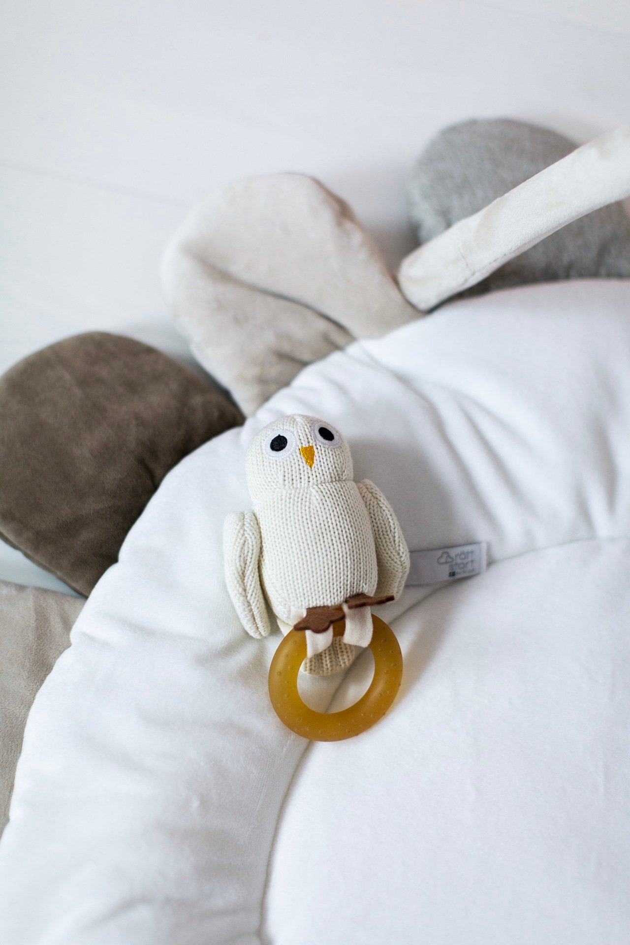 Rätt Start Bitleksak med naturgummiring Owls